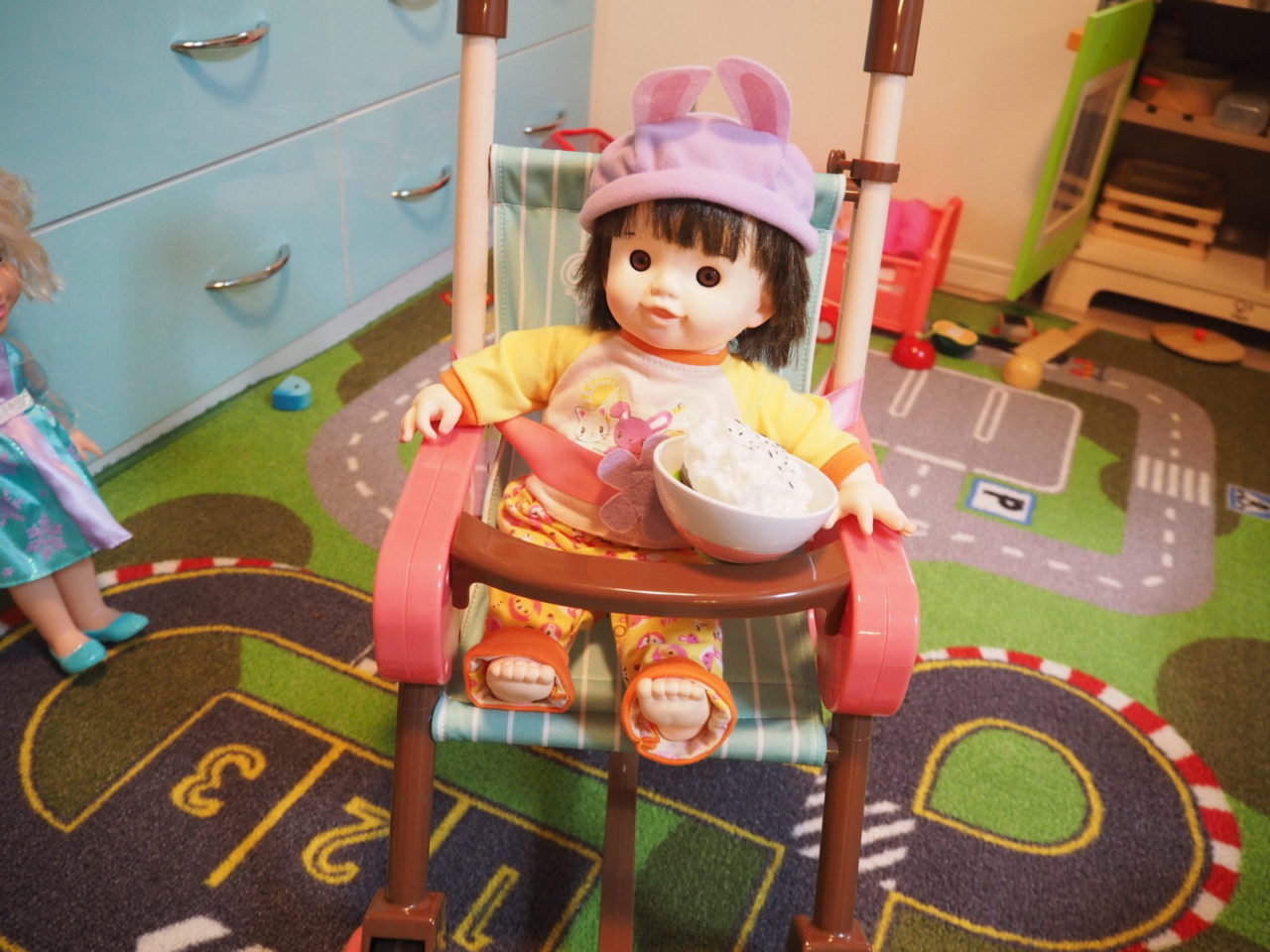 トイトレが急速前進！2歳の娘が自分で選んだお世話人形で変わったこと | ぎゅってWeb