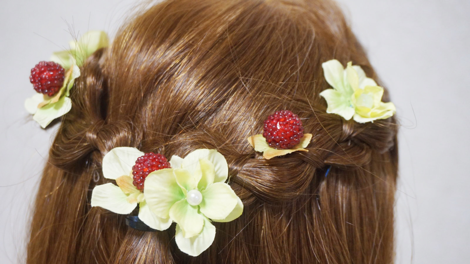 浴衣髪飾りを100均で簡単diy 造花でミニヘアアクセ タッセルで和髪飾り ぎゅってweb