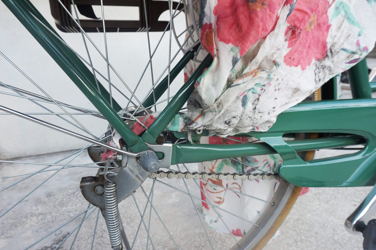 Stop 自転車のスカート巻き込まれ事故 検証の末 編み出した防止策はコレ ぎゅってweb