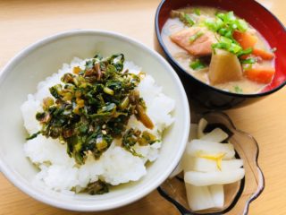 大根まるごと使い切り術！葉に近い部位は煮物、先の方は漬物に