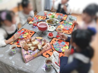 初めての、おうちでハロウィーンパーティ！さいかな家の1日を紹介