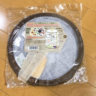 【3COINS】冬用小物のごちゃごちゃスッキリ！ドライネットが使える