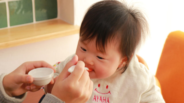 実録 ママの不注意で赤ちゃんが危険な目に 離乳食の間違った食べさせ方 ぎゅってweb