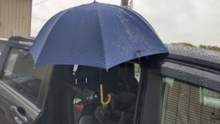 車持ち必見！梅雨前に購入してよかった傘が浮くマグネット「choito」